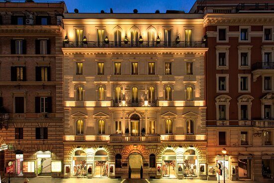 Hotel Artemide on Via Nazionale at night